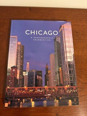 Chicago: A Photographic Celebration – Blue Hardcover Photo Book